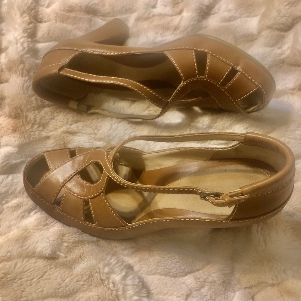 Aerosols Tan Open Toe Heels